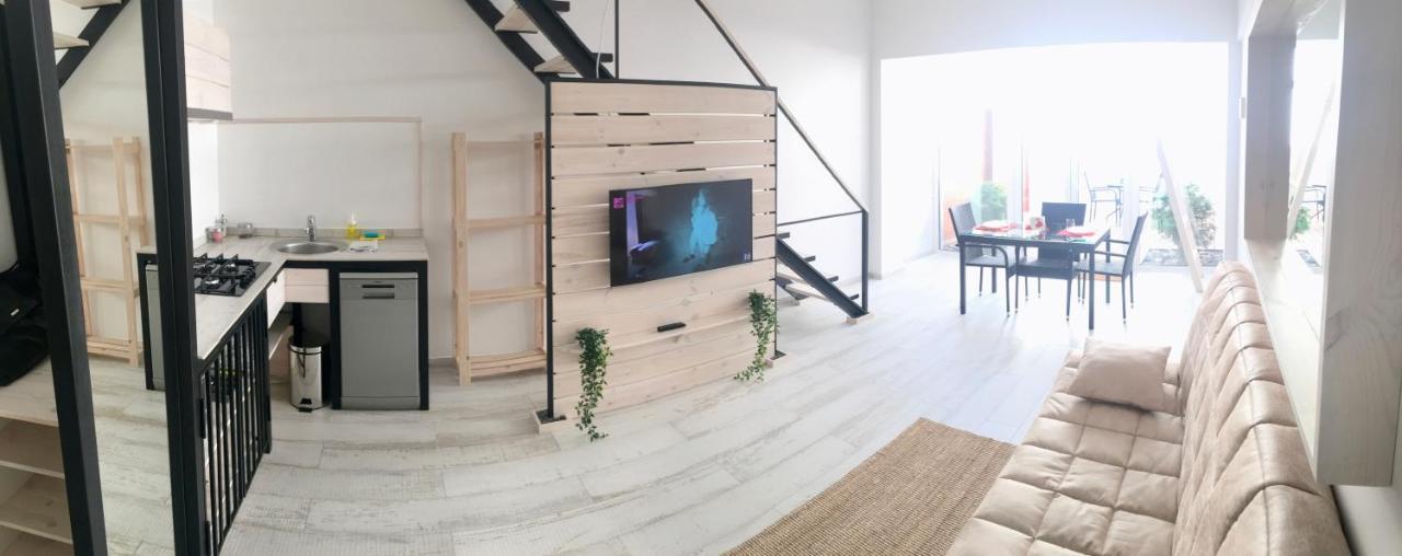 2-Level Apartments With Terrace In The Center Of Витебск Екстериор снимка