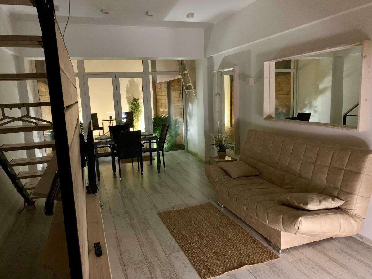 2-Level Apartments With Terrace In The Center Of Витебск Екстериор снимка